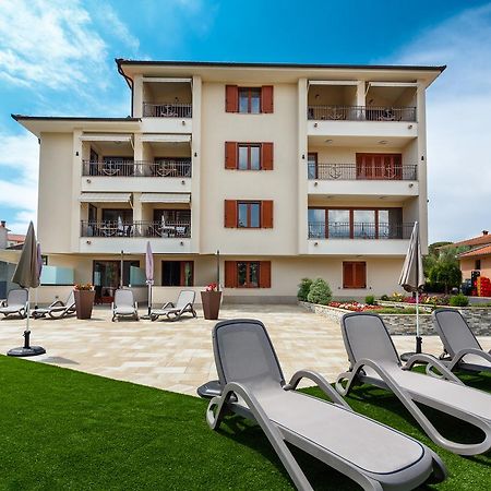 Villa Aria Малинска Экстерьер фото