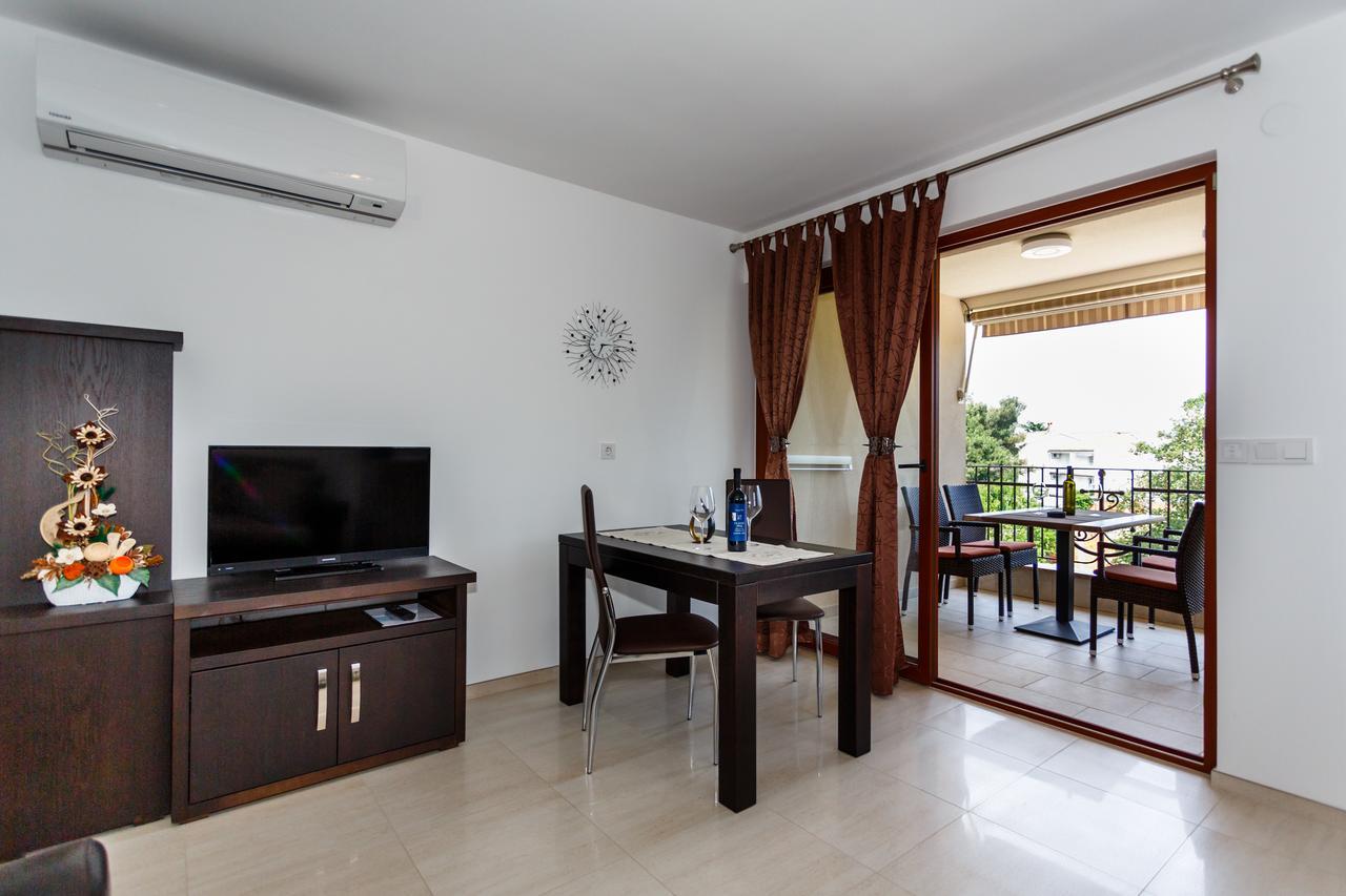 Villa Aria Малинска Экстерьер фото