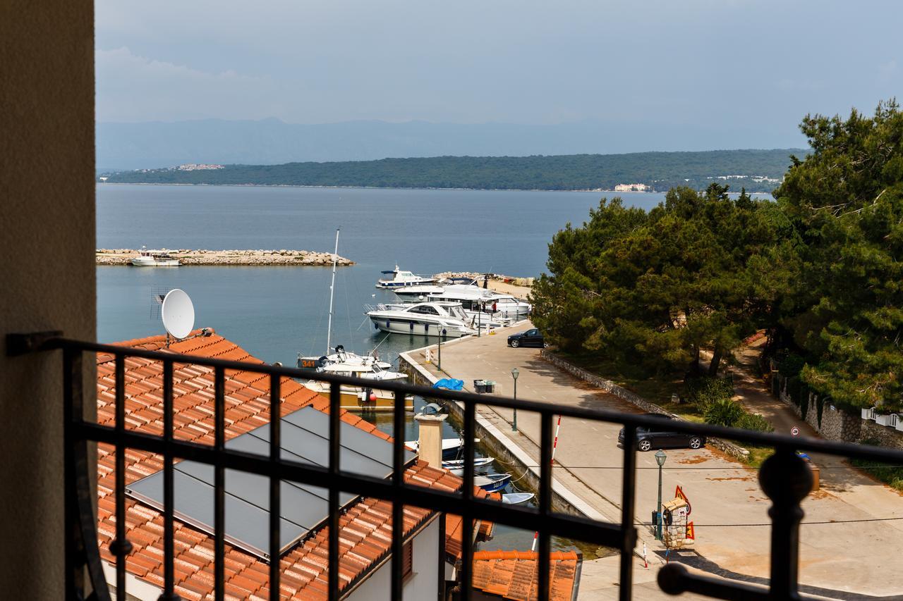 Villa Aria Малинска Экстерьер фото