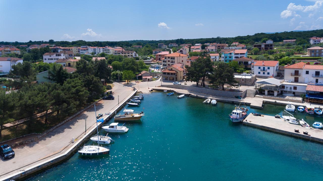 Villa Aria Малинска Экстерьер фото