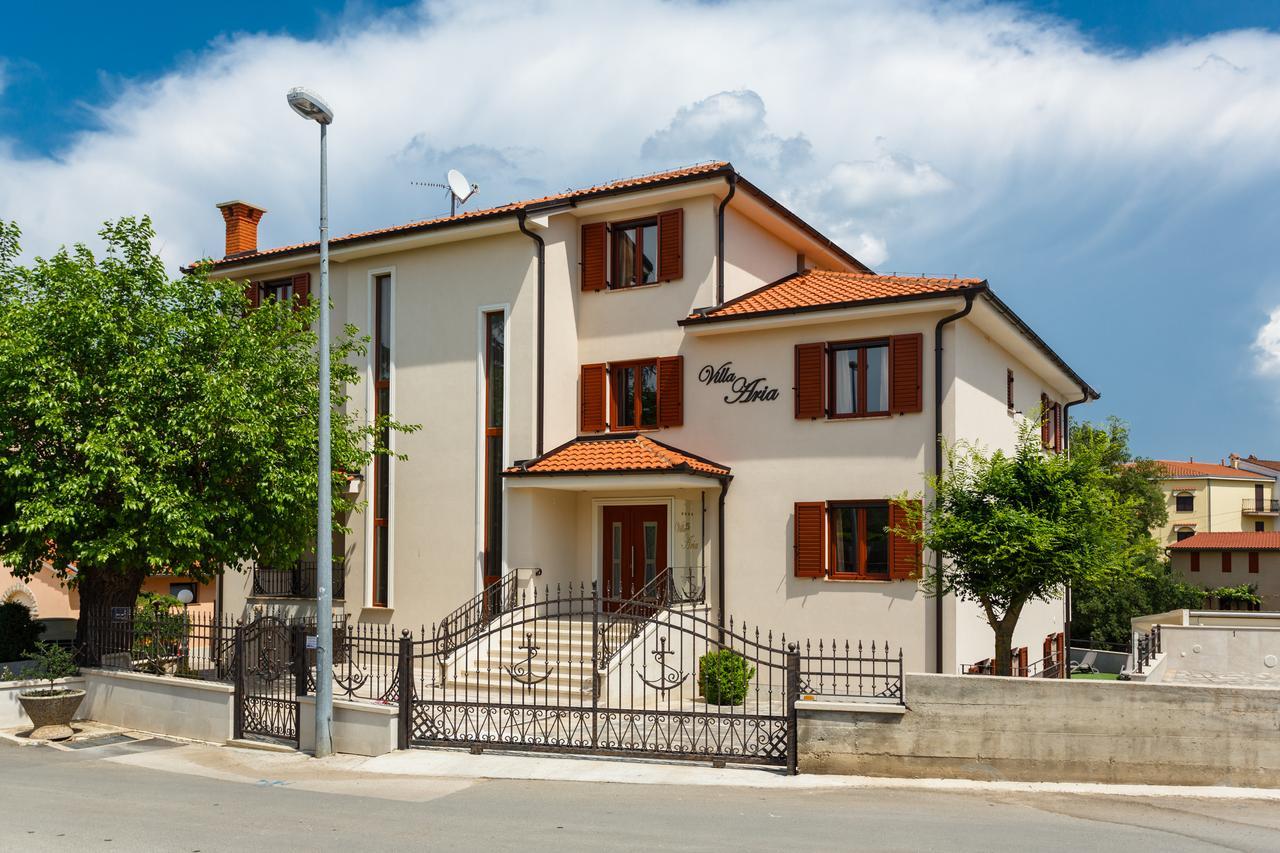 Villa Aria Малинска Экстерьер фото